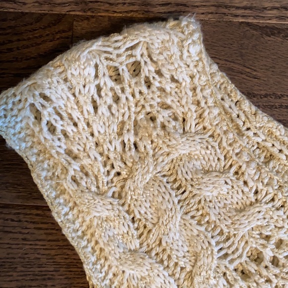 MYSTREE cream woven sleeveless peplum sweater.  Large. - Picture 4 of 9